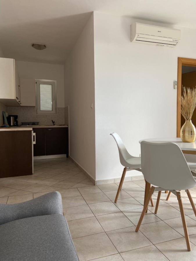 Apartman Marko Antonio 1 Appartement Crikvenica Buitenkant foto